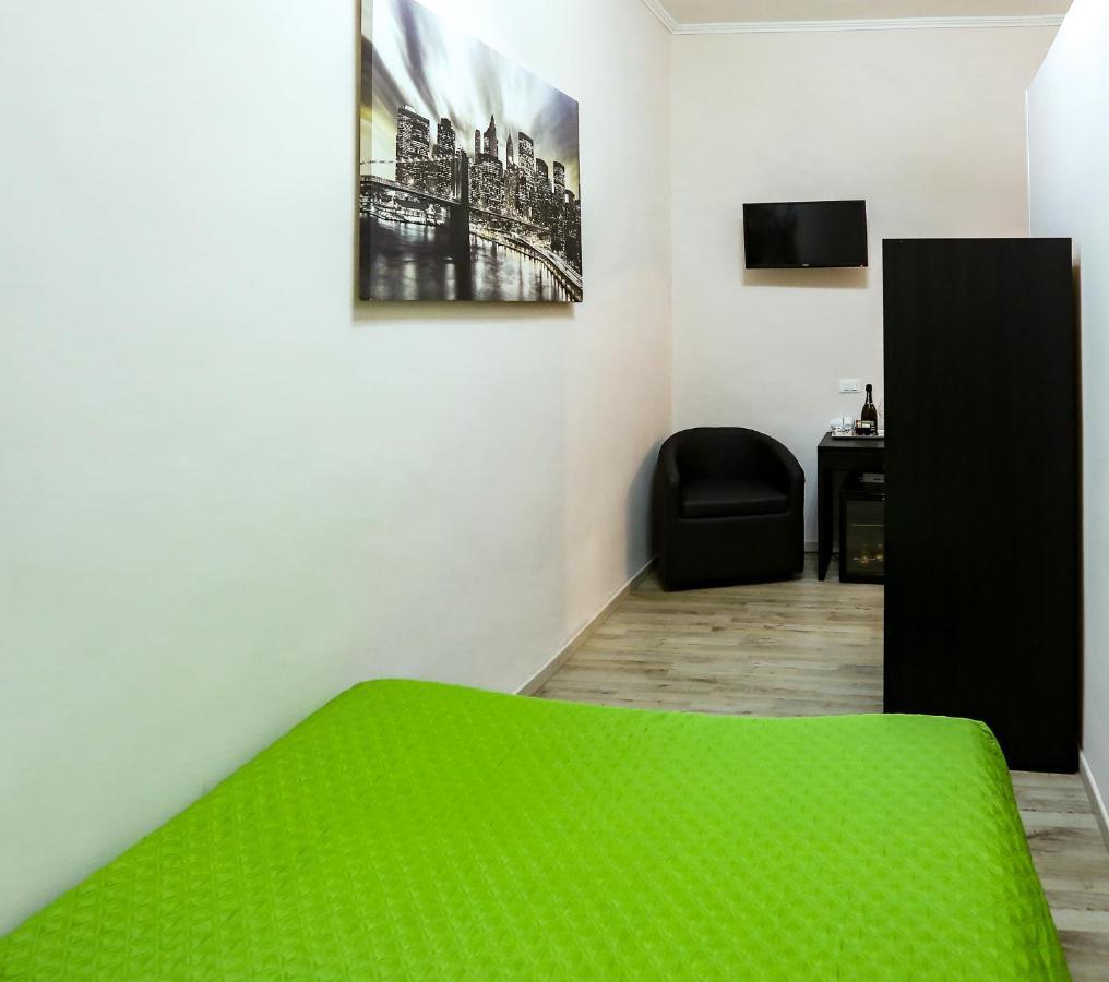 Lydka Domus Gasthuis Rome